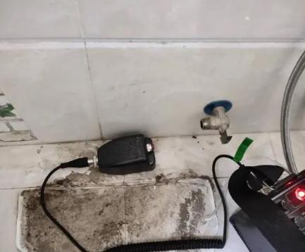 石渠屋顶漏水维修公司分享下卫生间漏水的危害及解决方法